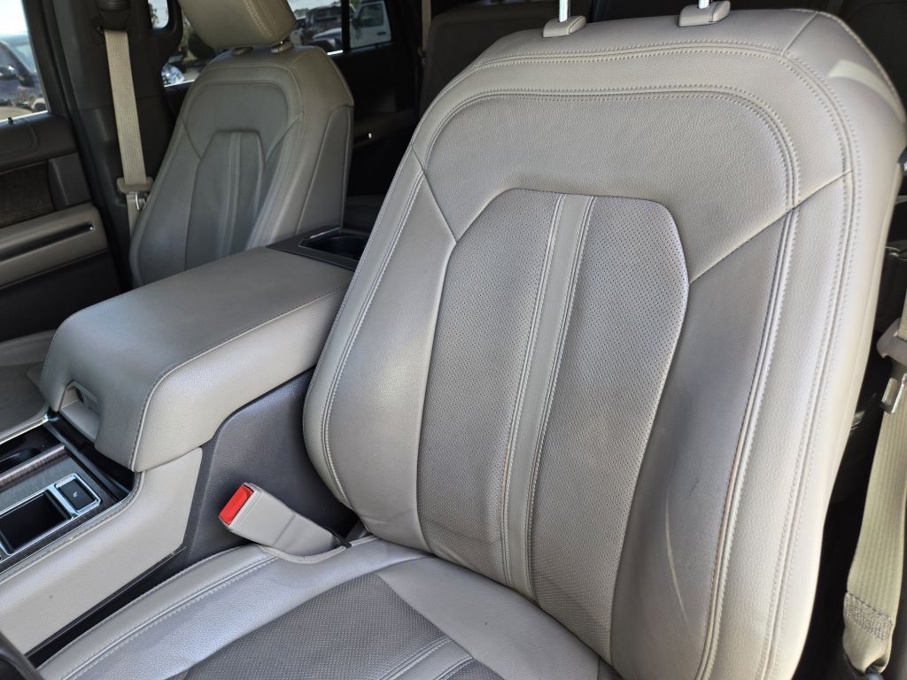 2019 Ford Expedition MAX Limited, A11458, Photo