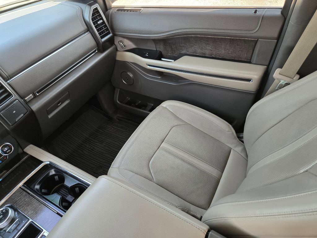 2019 Ford Expedition MAX Limited, A11458, Photo