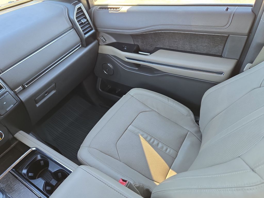 2019 Ford Expedition MAX Limited, A56398, Photo