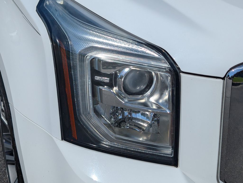2019 Gmc Yukon Denali photo 4