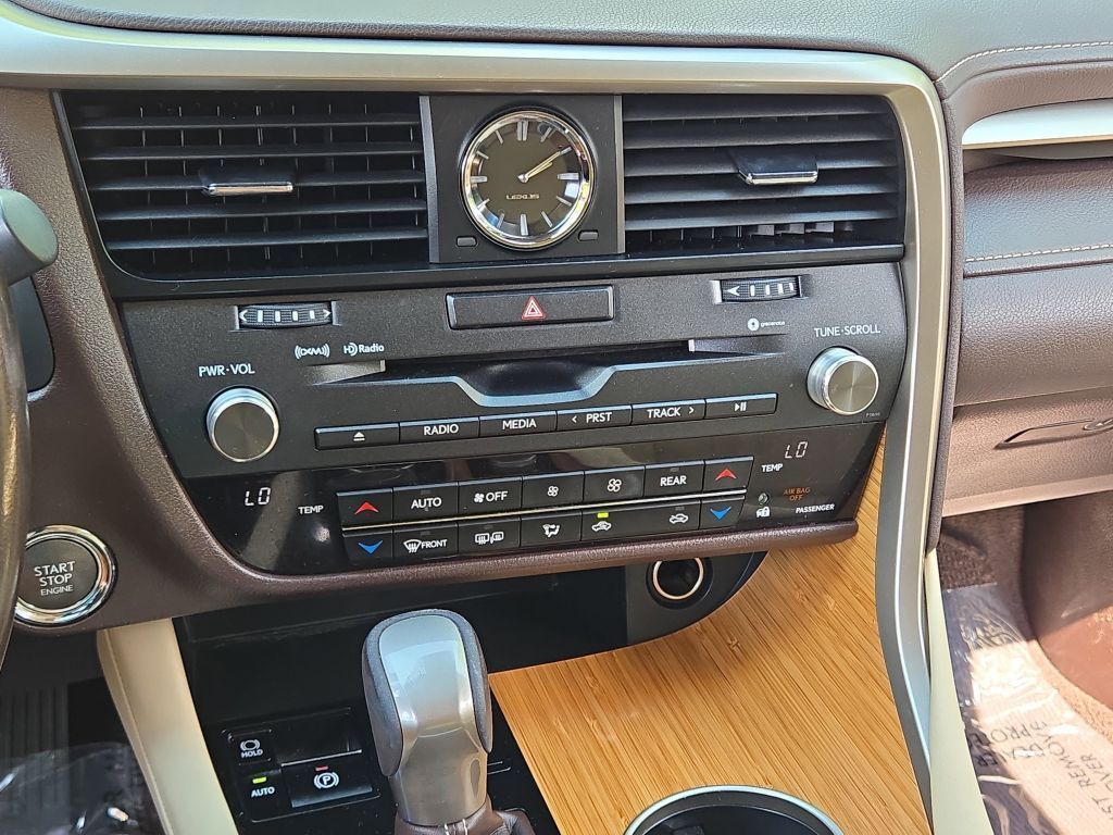 2019 Lexus RX 350L Luxury photo 25
