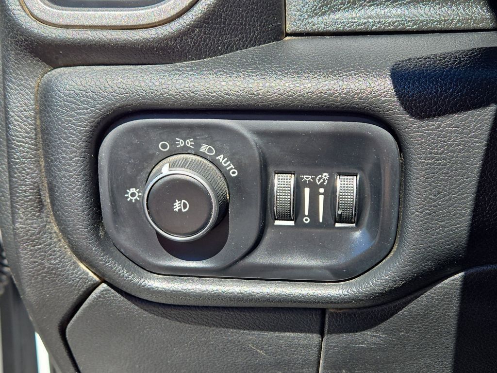 2019 Ram 3500 Tradesman photo 20