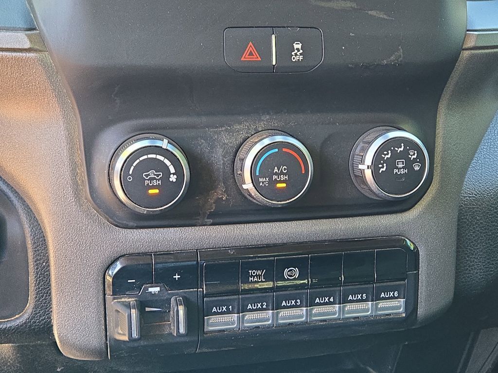 2019 Ram 3500 Tradesman photo 26