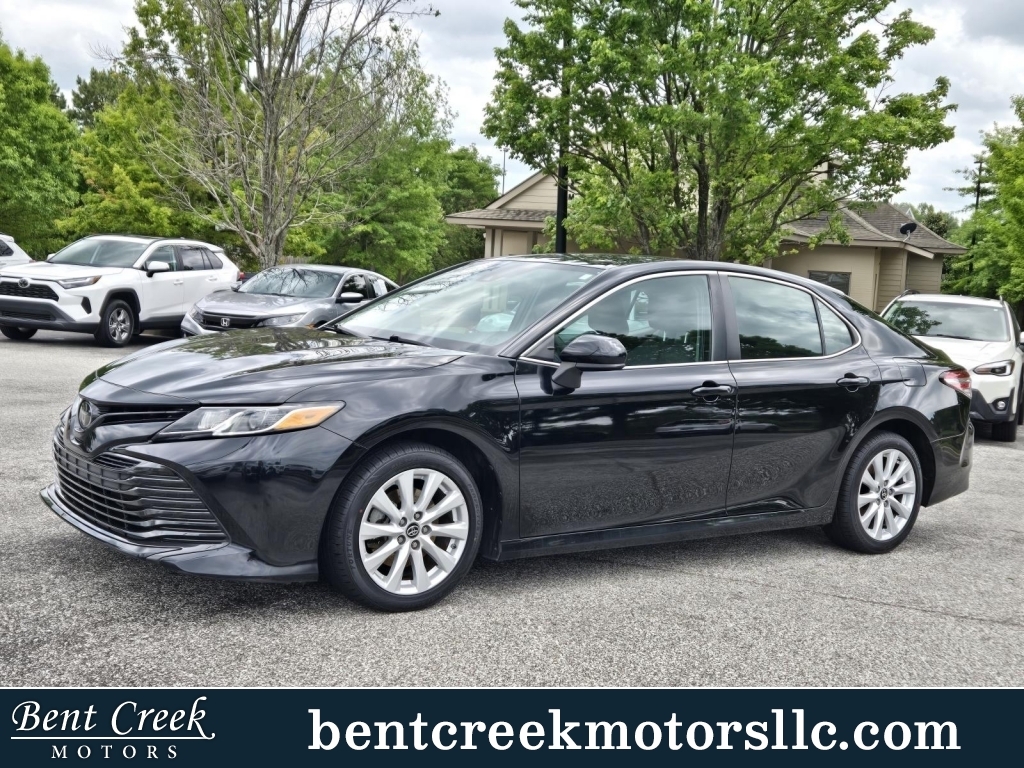 2019 Toyota Camry LE, 750679, Photo