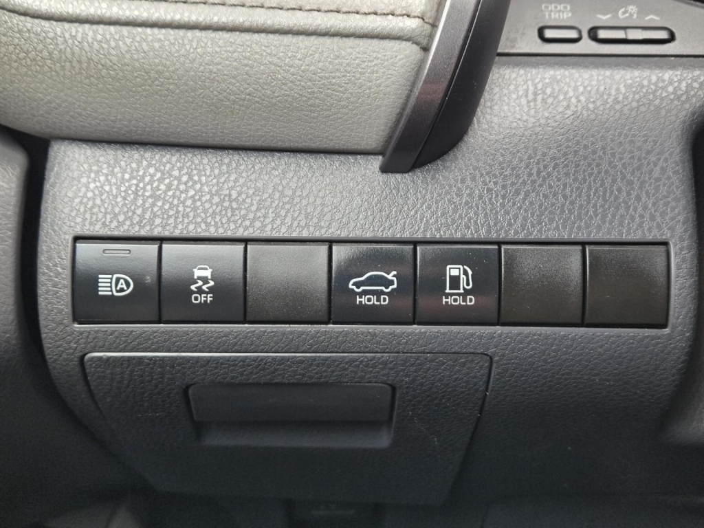 2019 Toyota Camry LE, 750679, Photo