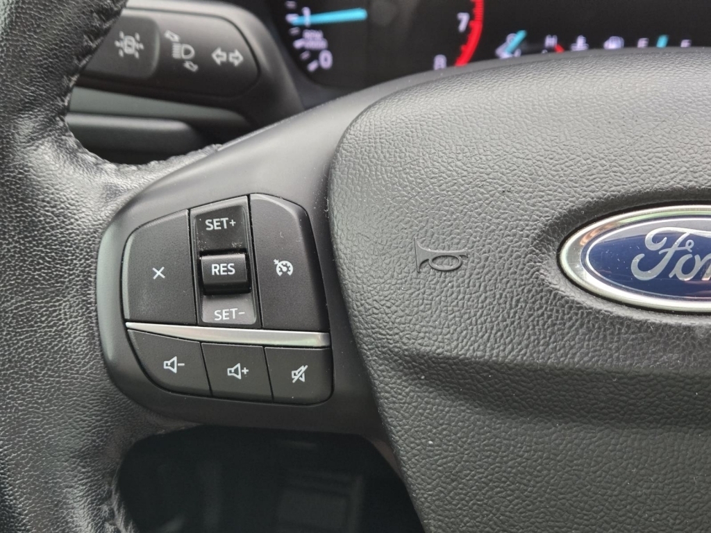 2020 Ford Escape SEL, A15060, Photo