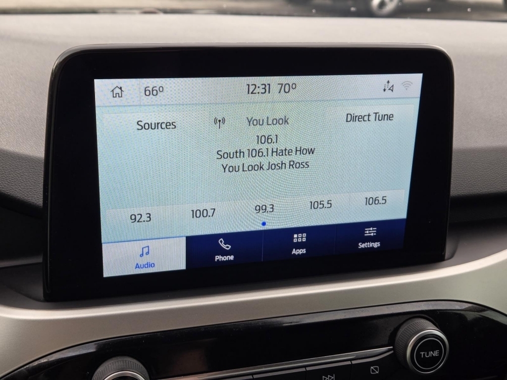 2020 Ford Escape SEL, A15060, Photo