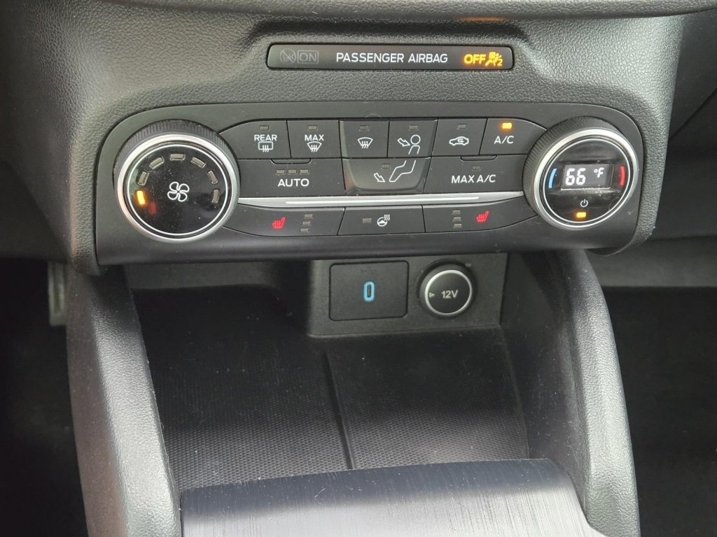 2020 Ford Escape SEL, A15060, Photo