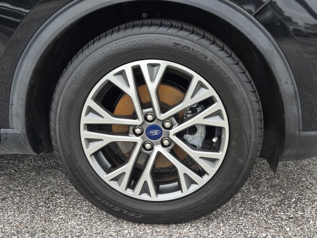 2020 Ford Escape SEL, A15060, Photo
