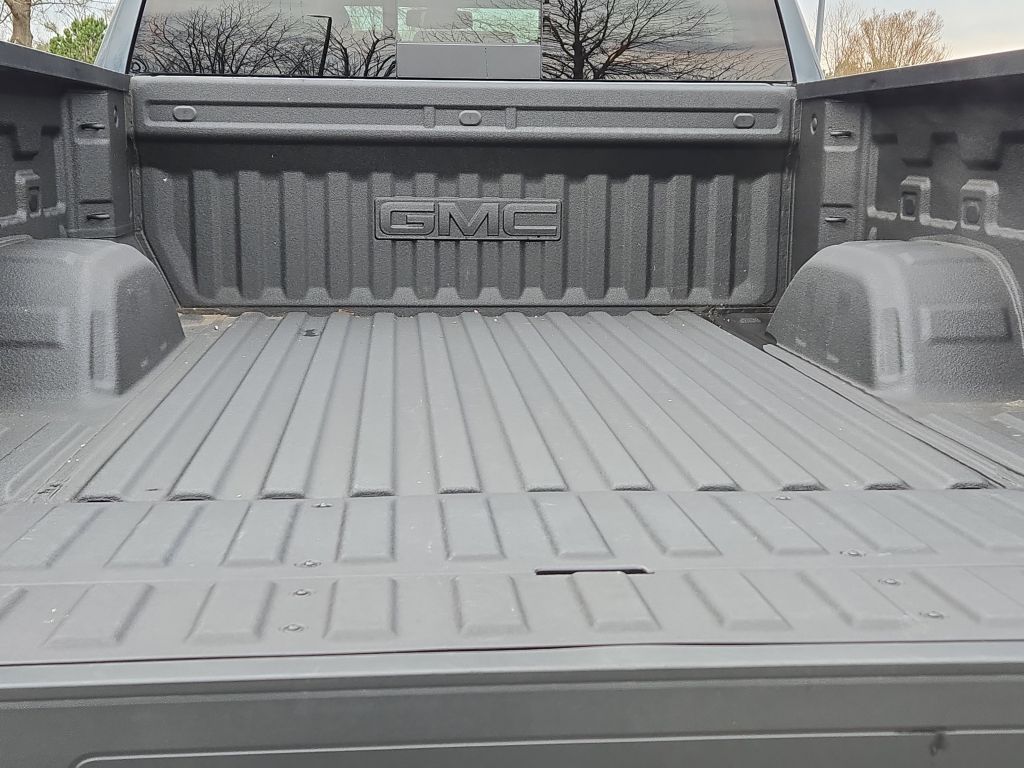 2020 GMC Sierra 1500 SLT, 121148, Photo