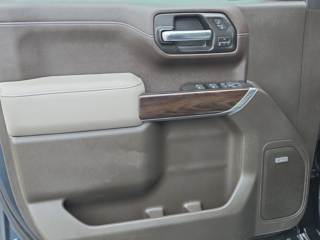 2020 GMC Sierra 1500 SLT, 121148, Photo