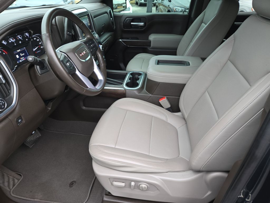 2020 GMC Sierra 1500 SLT, 121148, Photo