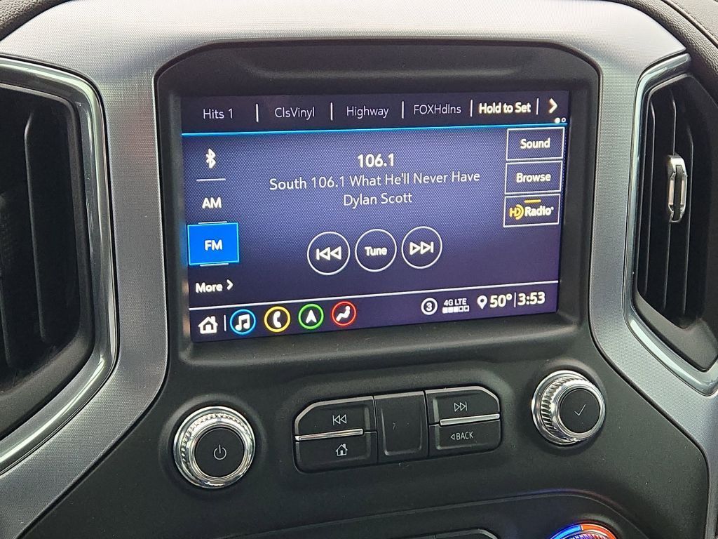 2020 GMC Sierra 1500 SLT, 121148, Photo