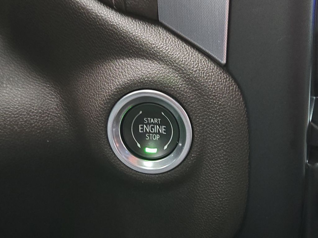 2020 GMC Sierra 1500 SLT, 121148, Photo