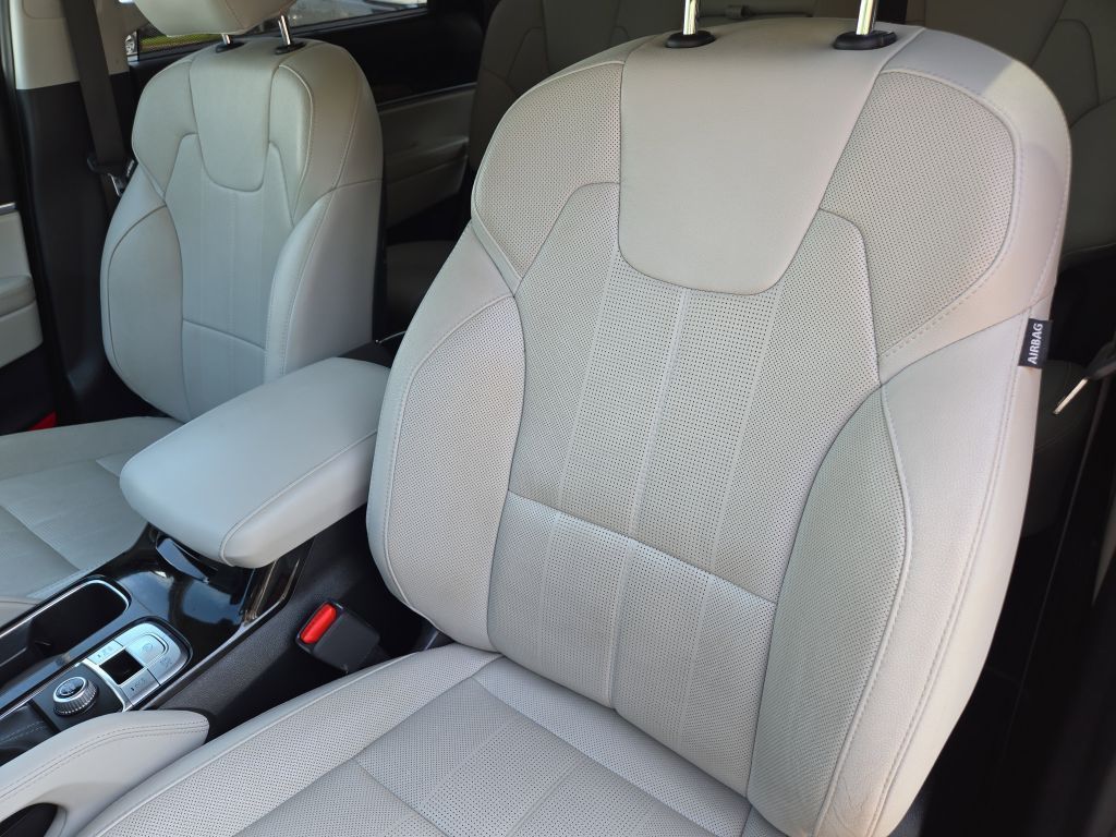 2020 Kia Telluride EX photo 15
