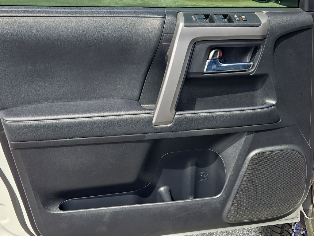 2020 Toyota 4Runner SR5, 223732, Photo