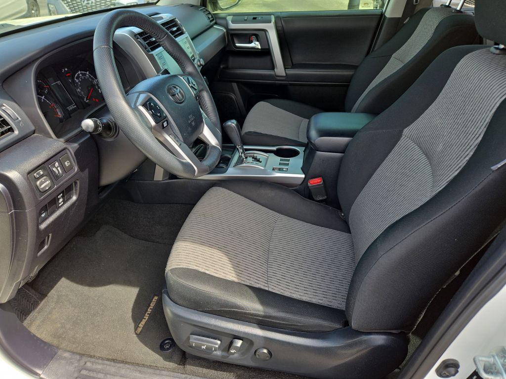 2020 Toyota 4Runner SR5, 223732, Photo