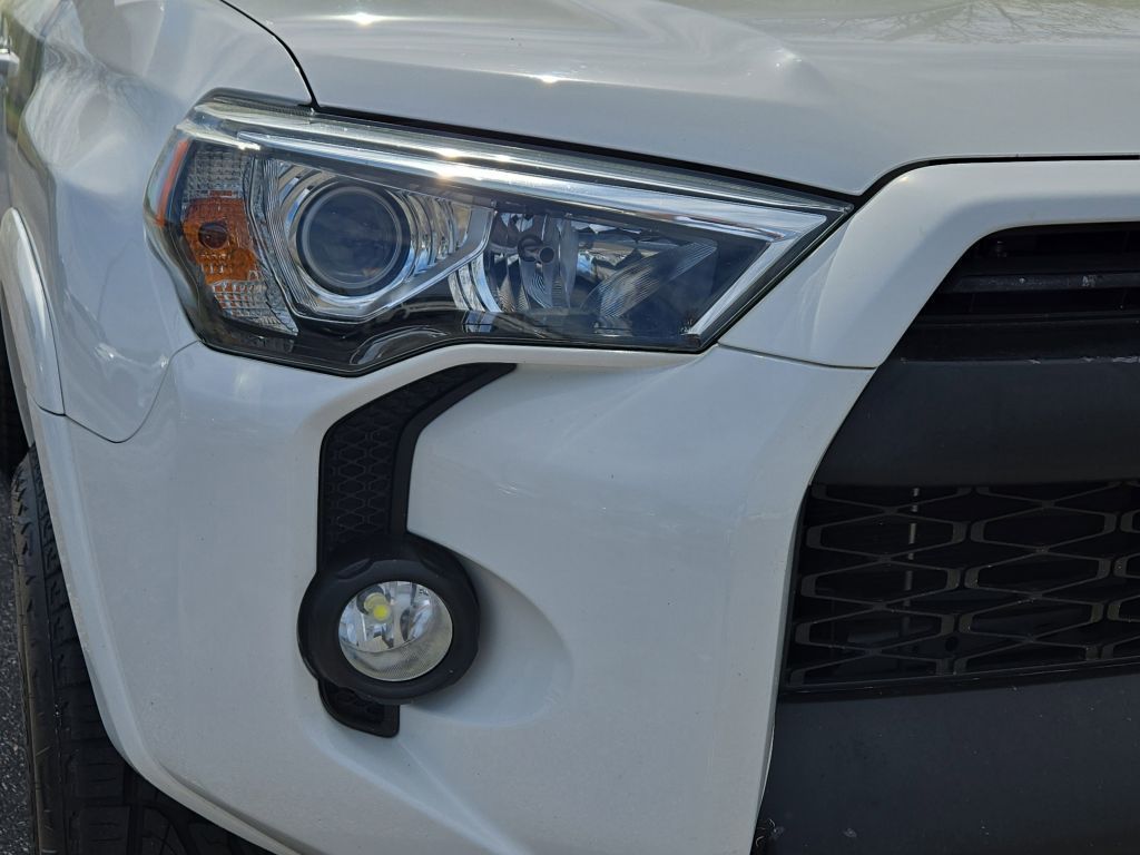 2020 Toyota 4Runner SR5, 223732, Photo