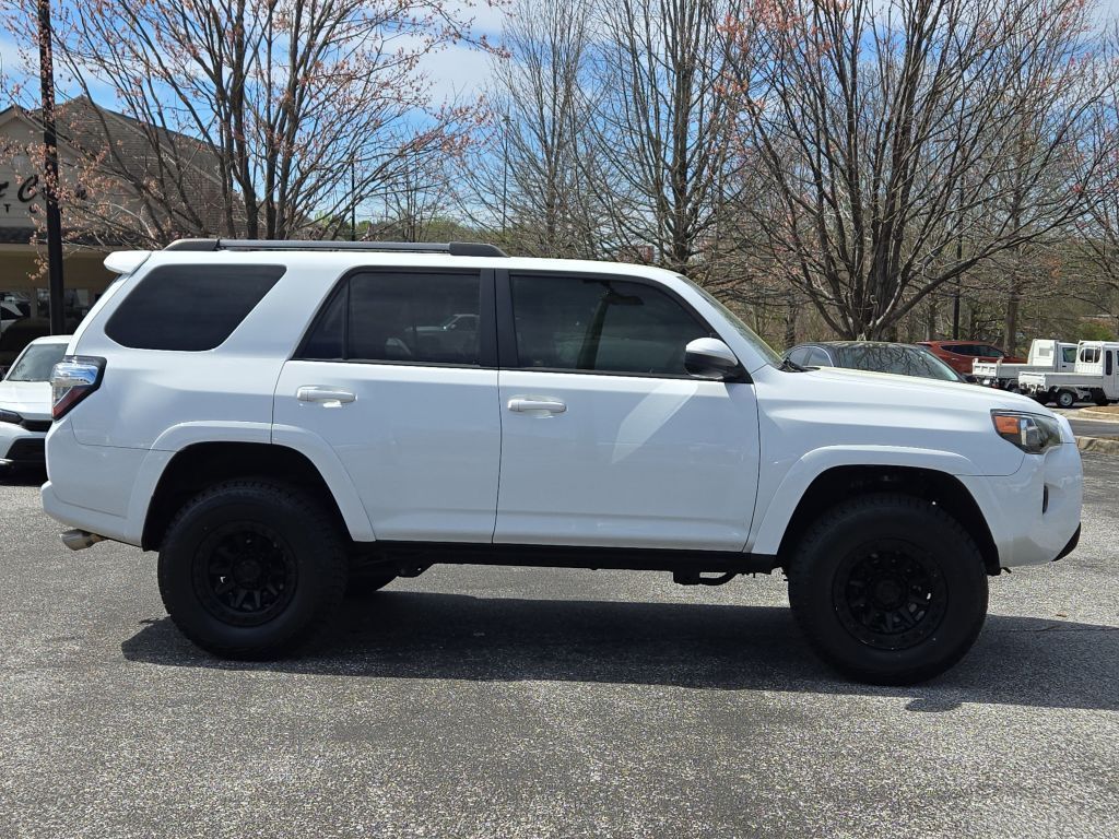 2020 Toyota 4Runner SR5, 223732, Photo
