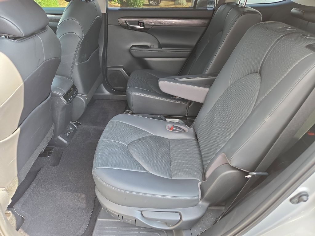 2020 Toyota Highlander Limited, 006223, Photo