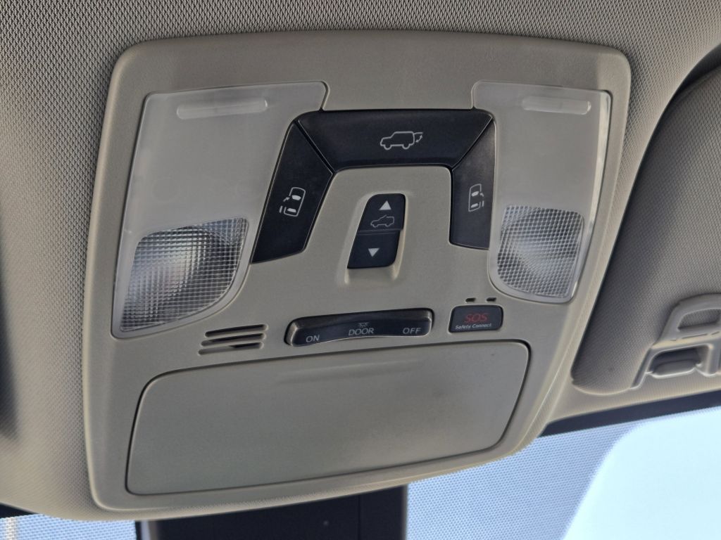 2020 Toyota Sienna XLE, 046890, Photo