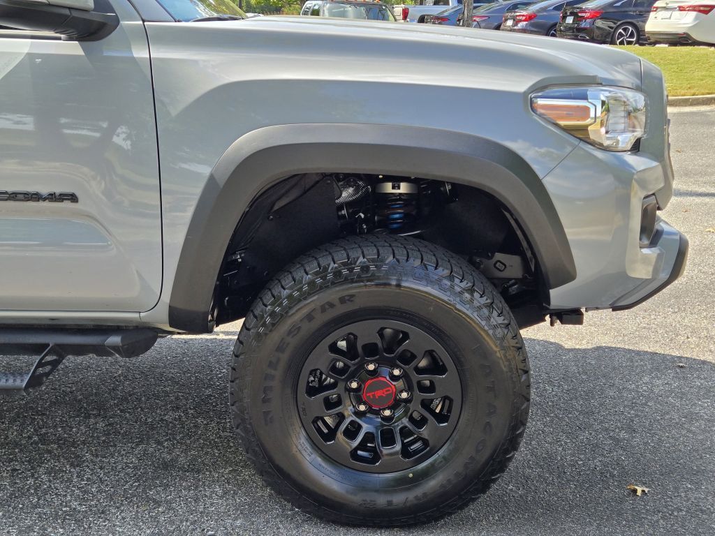 2020 Toyota Tacoma TRD Double Cab V6 photo 9