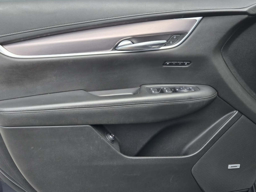 2021 Cadillac XT6 Luxury, 195853, Photo