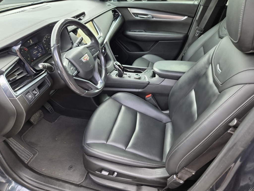 2021 Cadillac XT6 Luxury, 195853, Photo