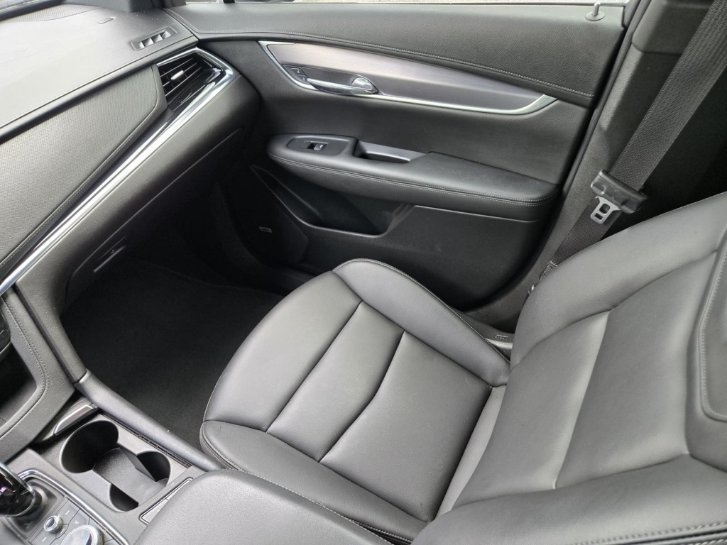 2021 Cadillac XT6 Luxury, 195853, Photo
