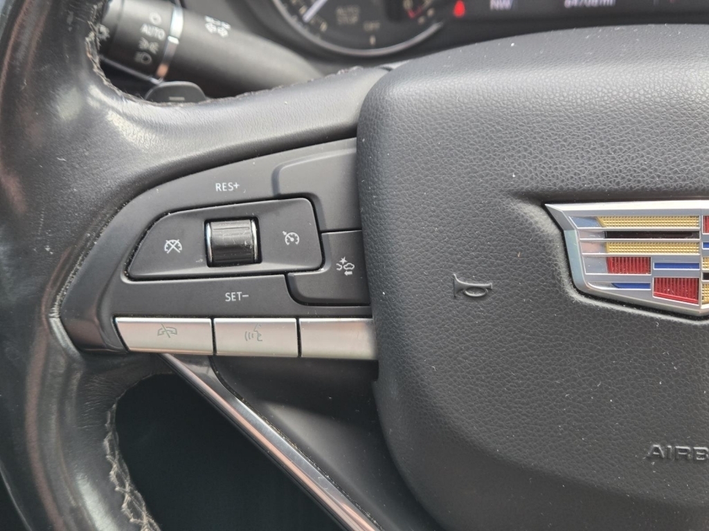 2021 Cadillac XT6 Luxury, 195853, Photo