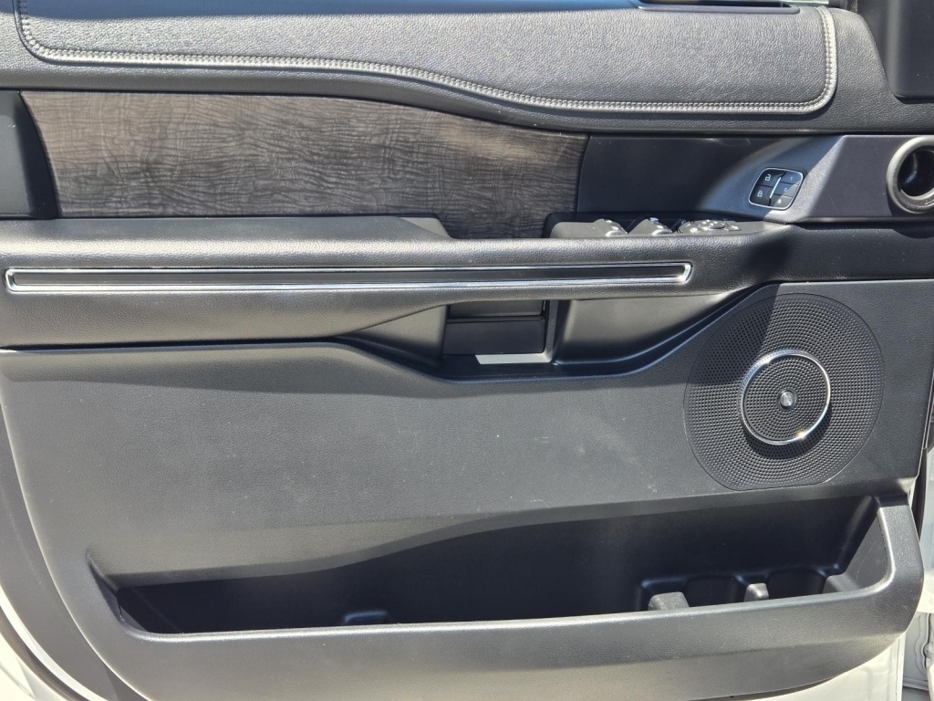 2021 Ford Expedition Limited, A48395, Photo
