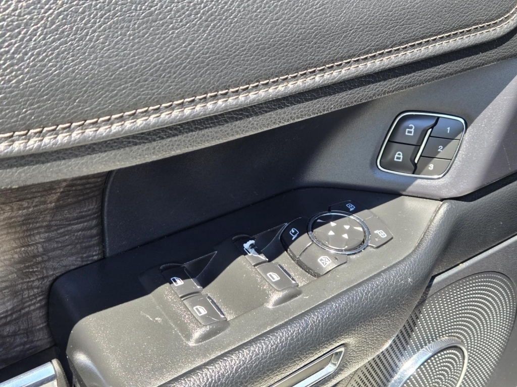 2021 Ford Expedition Limited, A48395, Photo