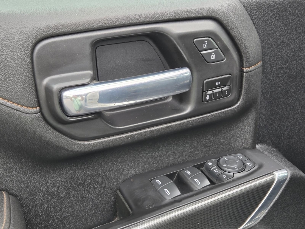 2021 GMC Sierra 2500HD AT4, 105029, Photo