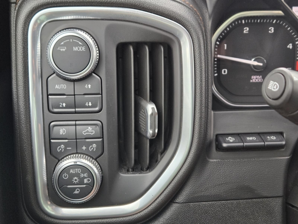 2021 GMC Sierra 2500HD AT4, 105029, Photo