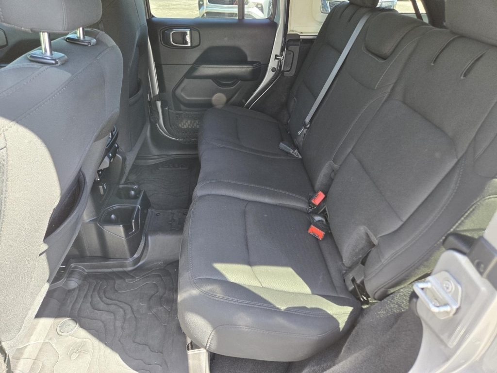 2021 Jeep Wrangler Unlimited Unlimited Sahara, 556338, Photo