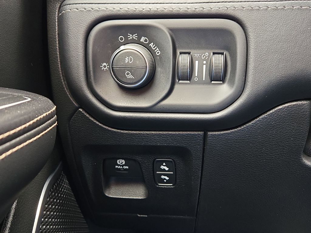 2021 Ram 1500 Limited, 569228, Photo