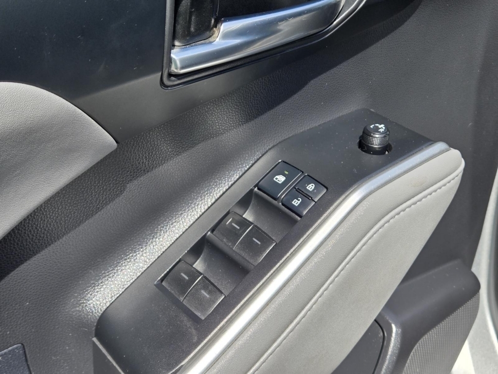 2021 Toyota Highlander XLE, 038721, Photo