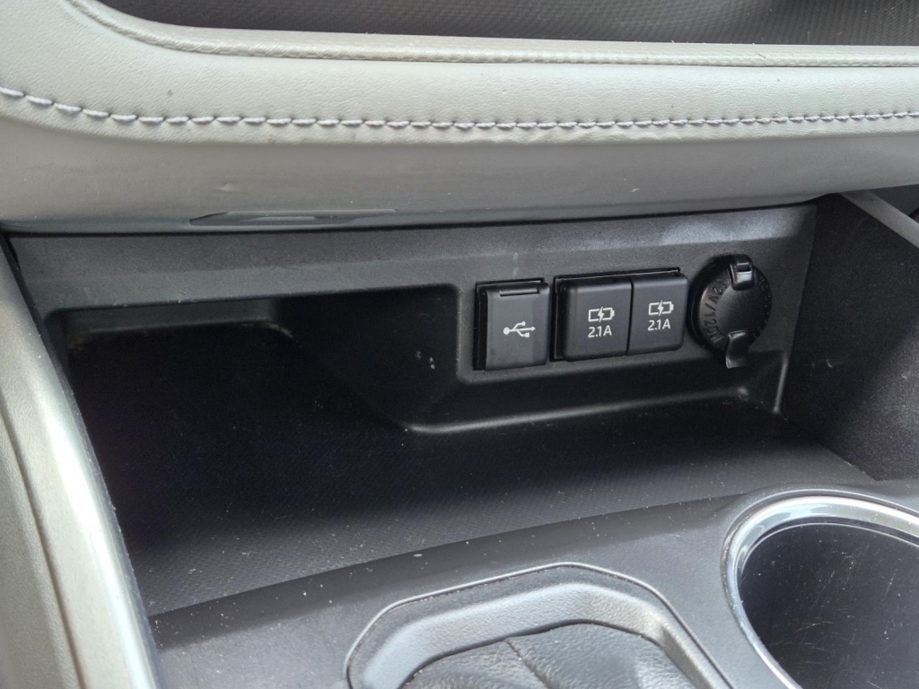 2021 Toyota Highlander XLE, 038721, Photo