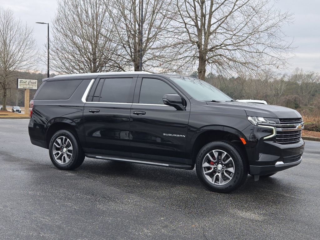 2022 Chevrolet Suburban LT, 109387, Photo
