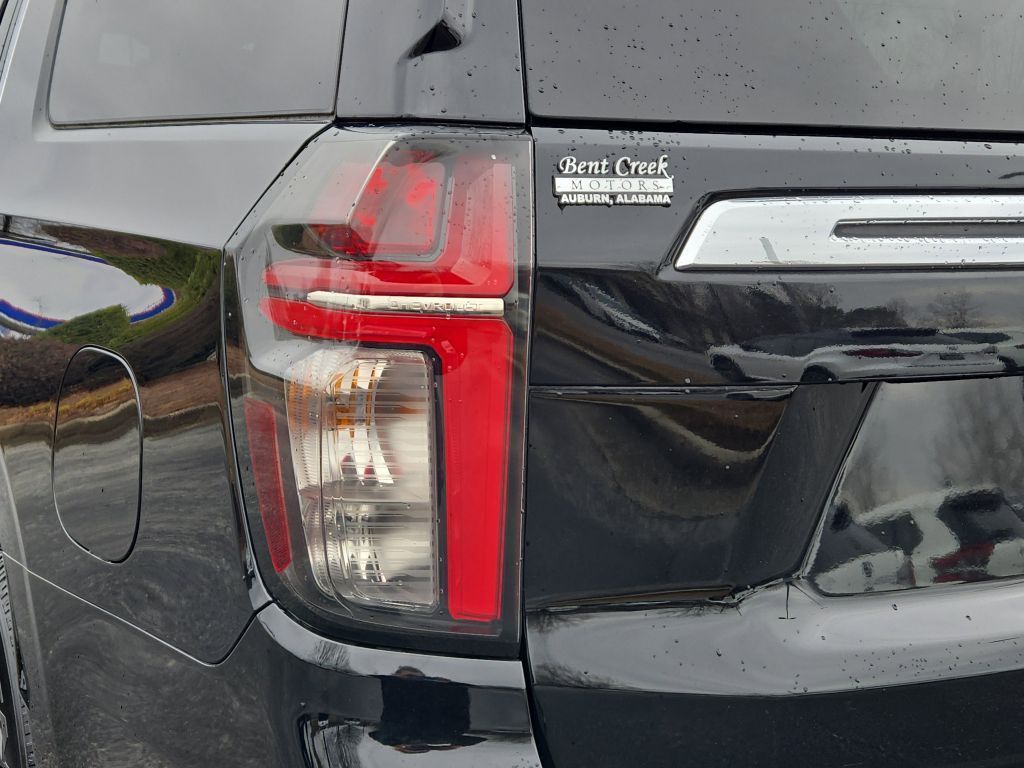 2022 Chevrolet Suburban LT, 109387, Photo