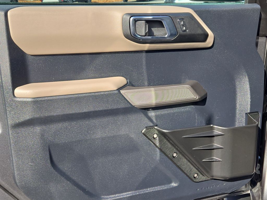 2022 Ford Bronco Wildtrak, B42593, Photo