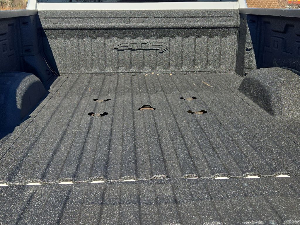 2022 GMC Sierra 2500HD AT4, 105406, Photo