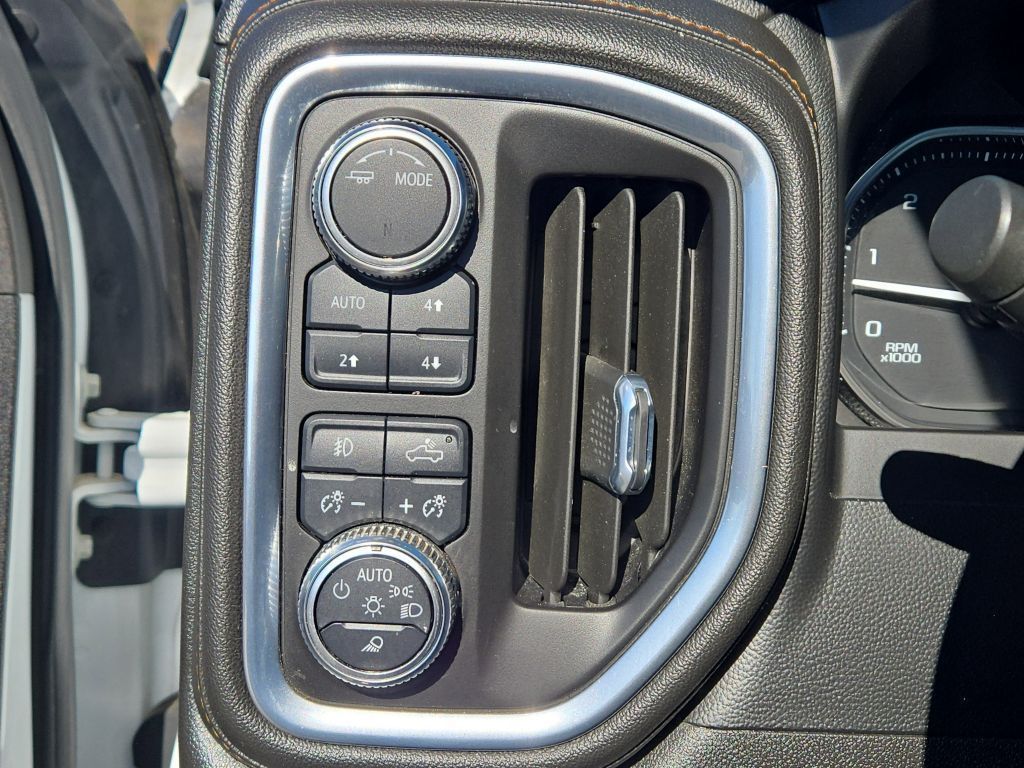 2022 GMC Sierra 2500HD AT4, 105406, Photo