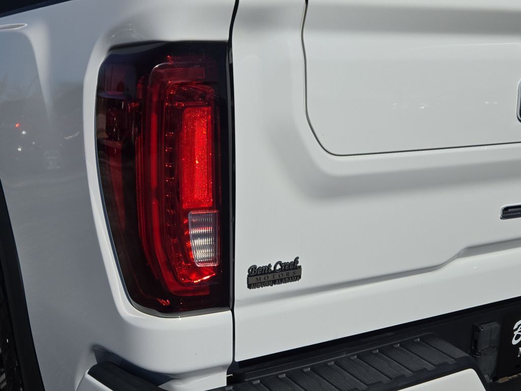 2022 GMC Sierra 2500HD AT4, 105406, Photo