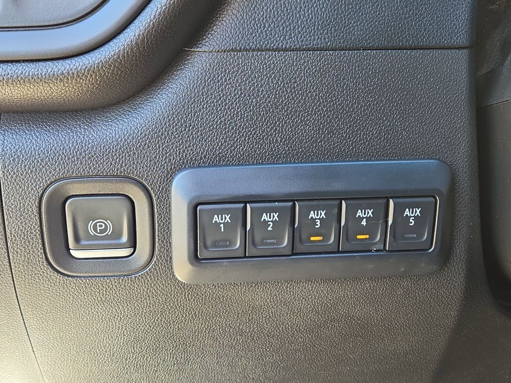 2022 GMC Sierra 3500HD Chassis Pro, 298674, Photo