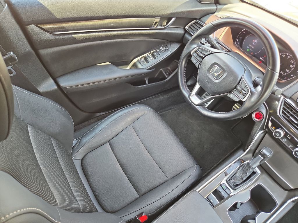 2022 Honda Accord Sport photo 13