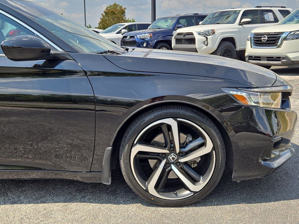 2022 Honda Accord Sport photo 4