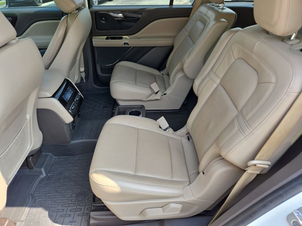 2022 Lincoln Aviator Reserve photo 17