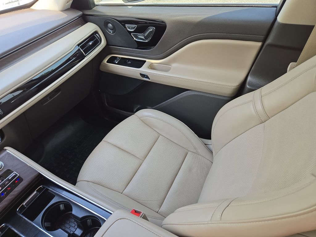 2022 Lincoln Aviator Reserve photo 20