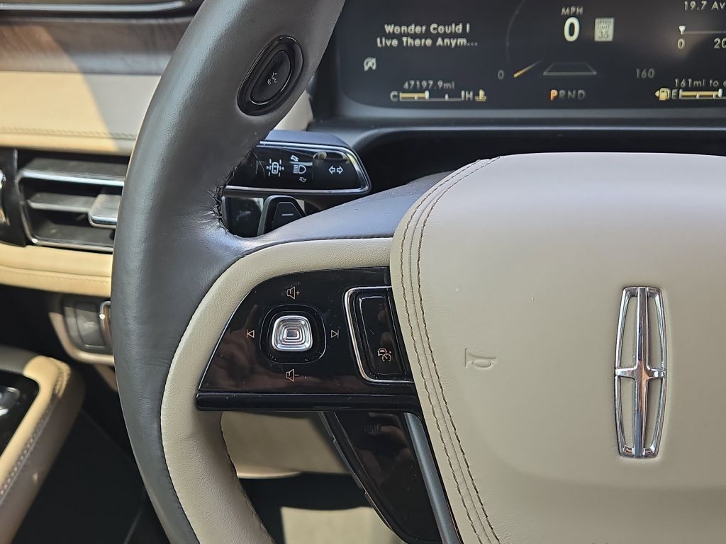 2022 Lincoln Aviator Reserve photo 22